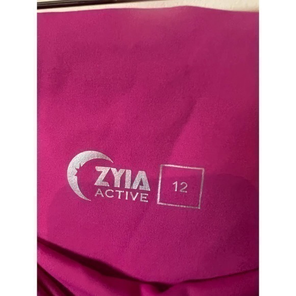 Zyia Hot Pink Calf Cutout Detail 7/8‎ Leggings size 12 - Picture 5 of 5